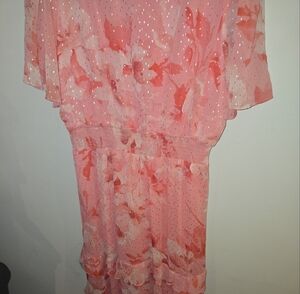 Chic Coral Floral Midi Dress